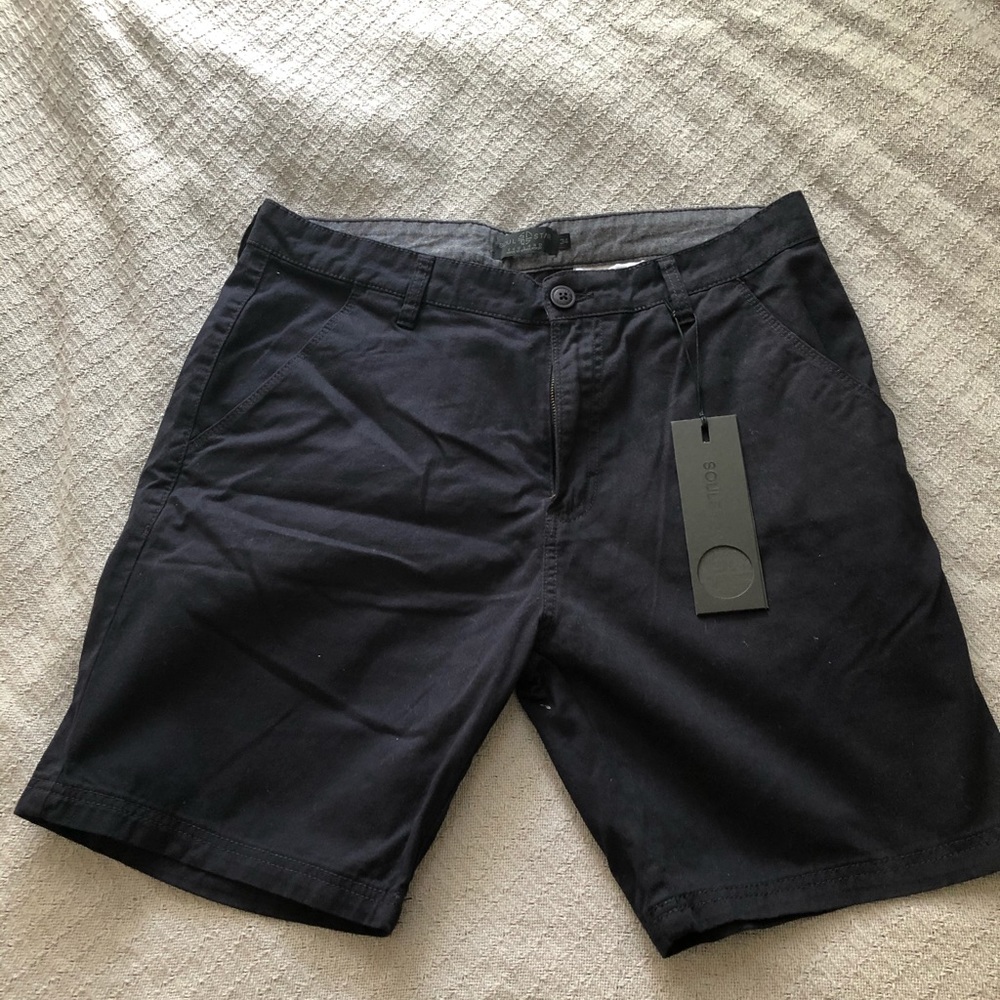 Soul Star slim fit chino shorts in navy
